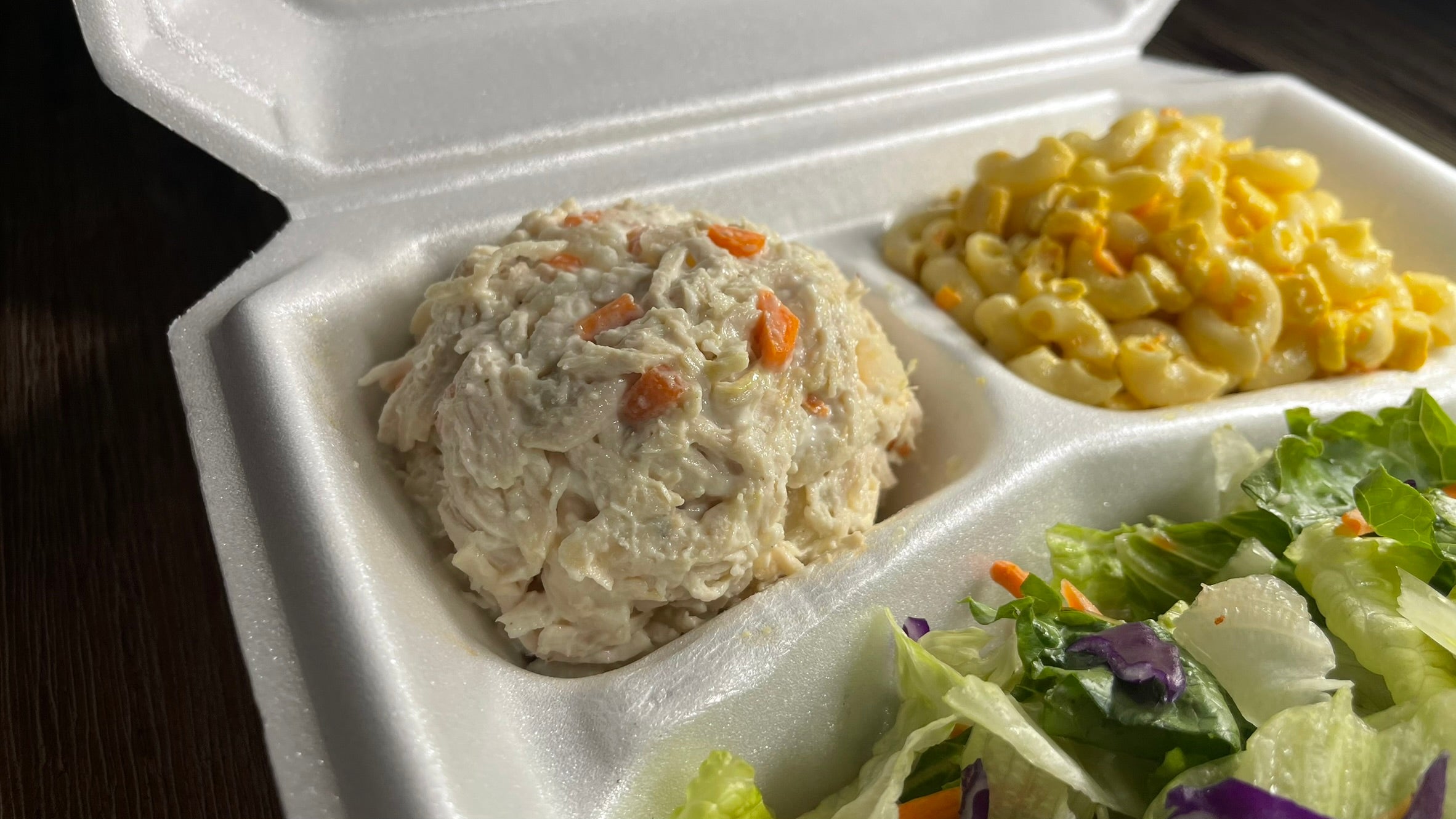 Ensalada de Pollo con Vegetales y Coditos / Chicken, Vegetable & Pasta Salad